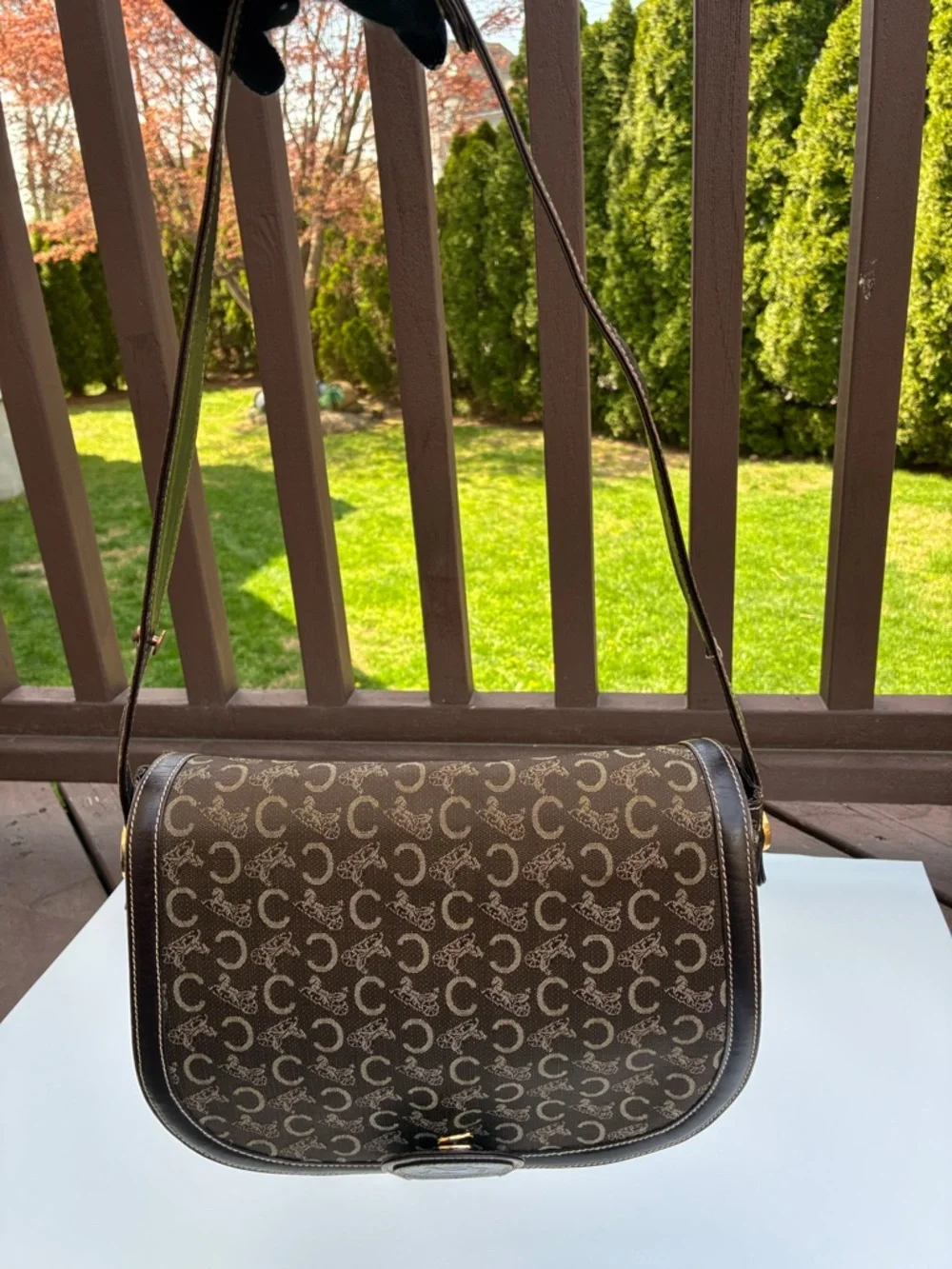 Pre-loveAuthentic Celine Vintage Brown Handbag – Timeless Chic Style - Picture 16 of 16